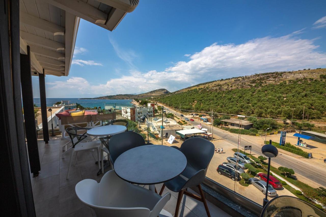 Bianco Hotel Εξαμίλιο Εξωτερικό φωτογραφία