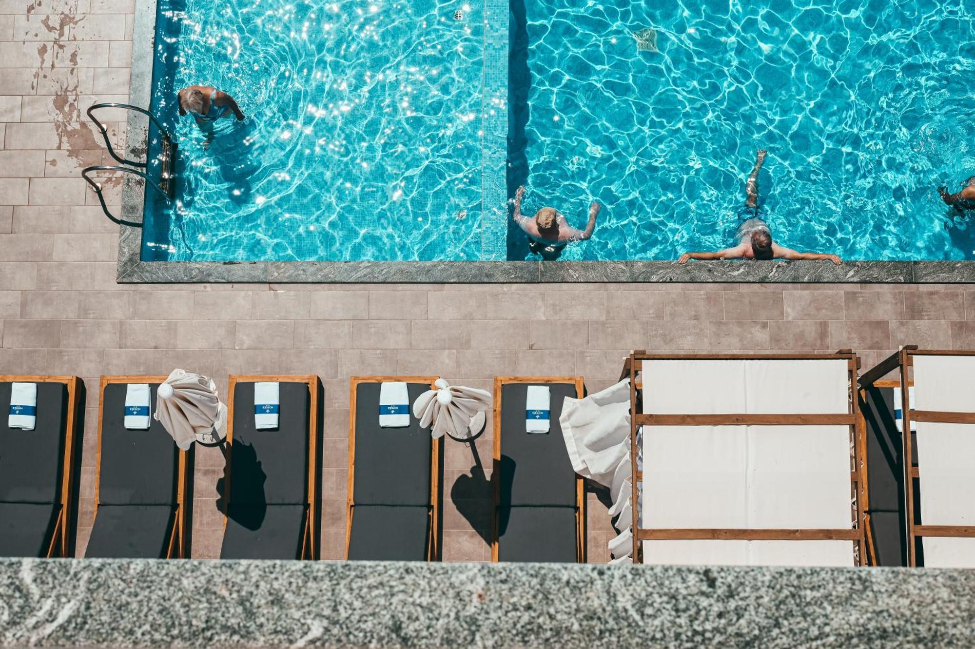 Bianco Hotel Εξαμίλιο Εξωτερικό φωτογραφία