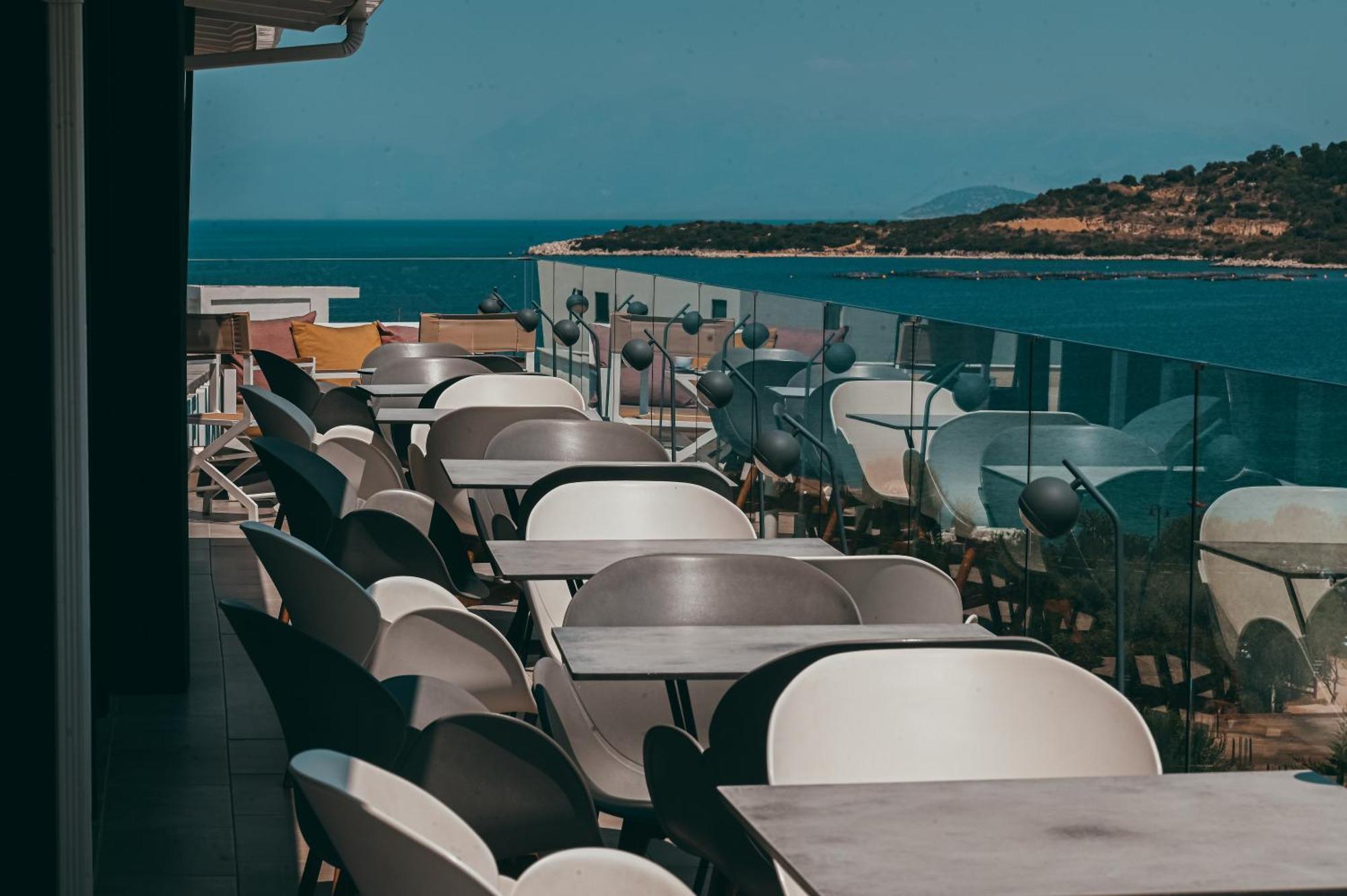 Bianco Hotel Εξαμίλιο Εξωτερικό φωτογραφία