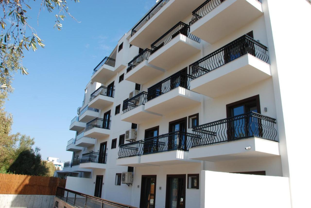 Bianco Hotel Εξαμίλιο Εξωτερικό φωτογραφία
